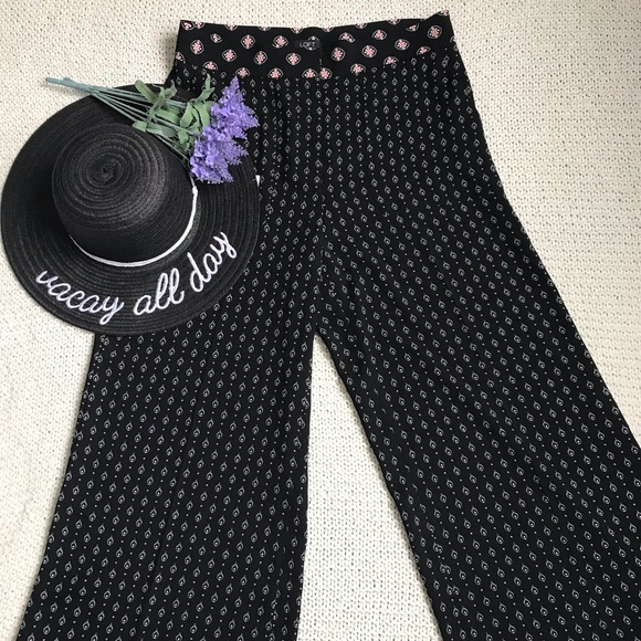 LOFT Pants - Black Printed Wide Leg Palazzo Pant NWOT